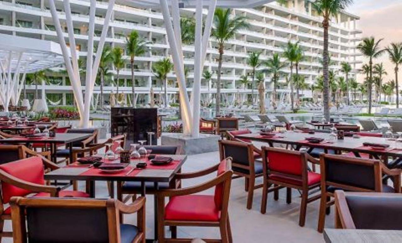 Ocean View In 5 Diamond Resort Cancún Buitenkant foto